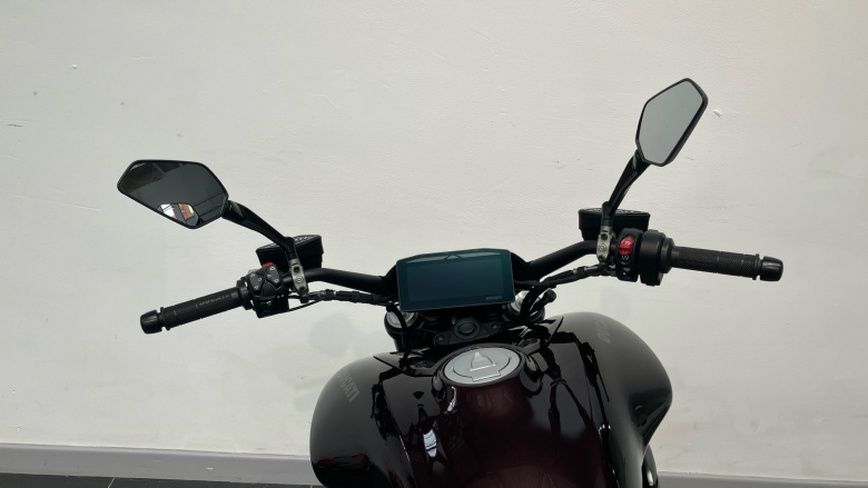 Ducati X Diavel V4 Burning Red (25MY)